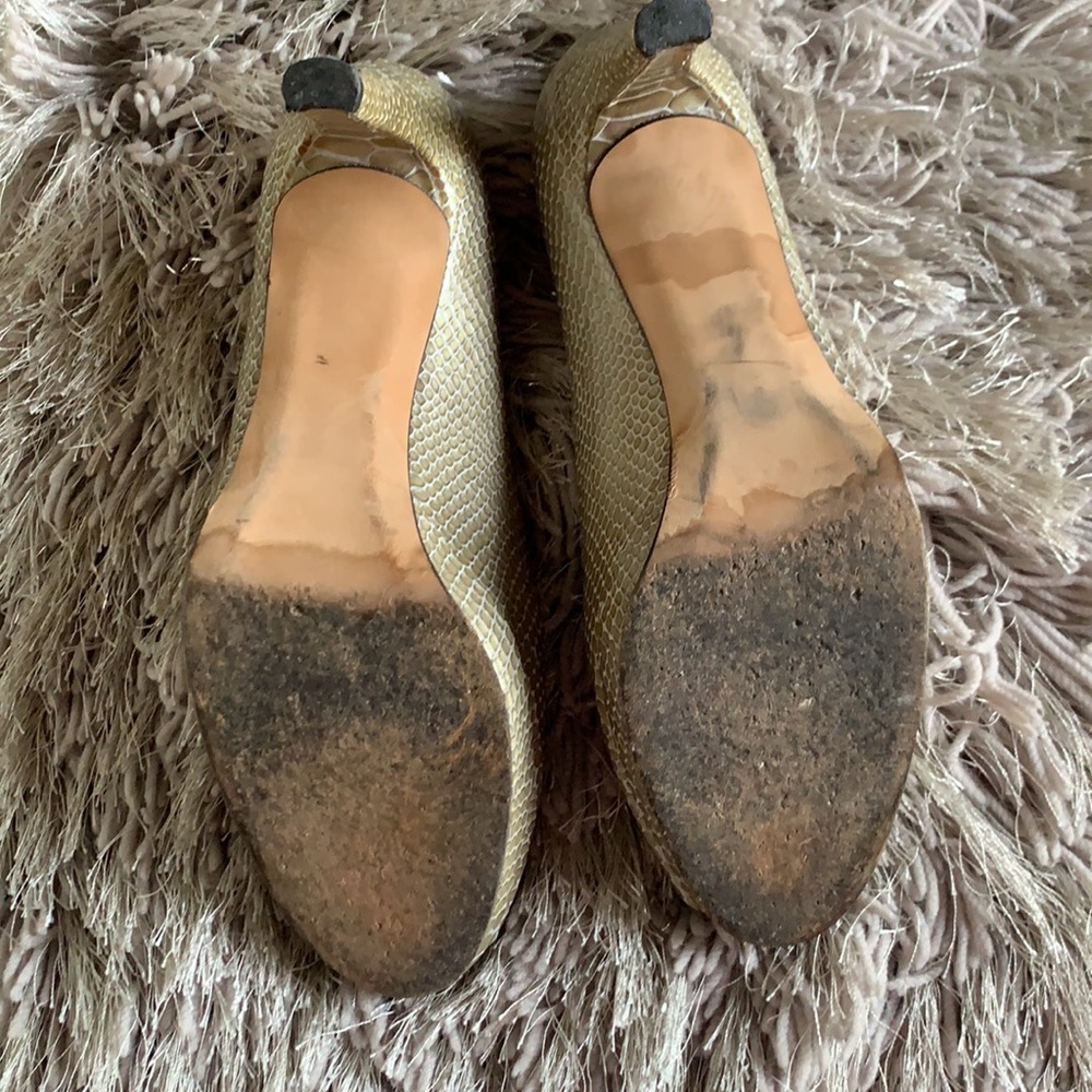 Host Pick Stuart Weitzman “Logo Plainfield” Snake… - image 6